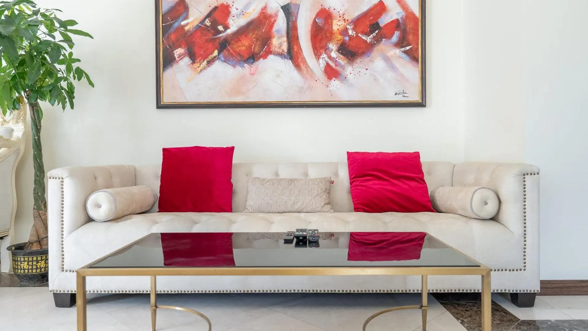 Apartment 5 Bedroom Flat In Jbr Near The Beach And Sleeps 9 Dubai United Arab Emirates