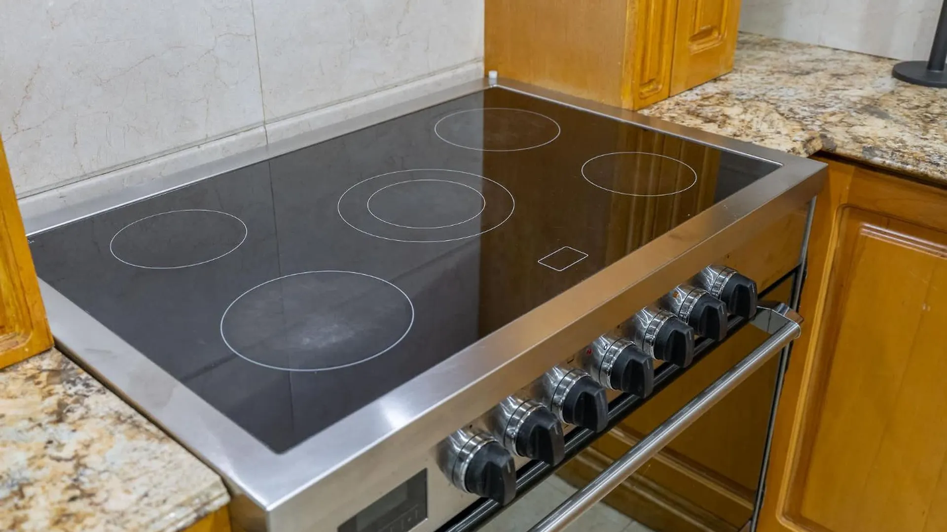 Apartment 5 Bedroom Flat In Jbr Near The Beach And Sleeps 9 Dubai United Arab Emirates