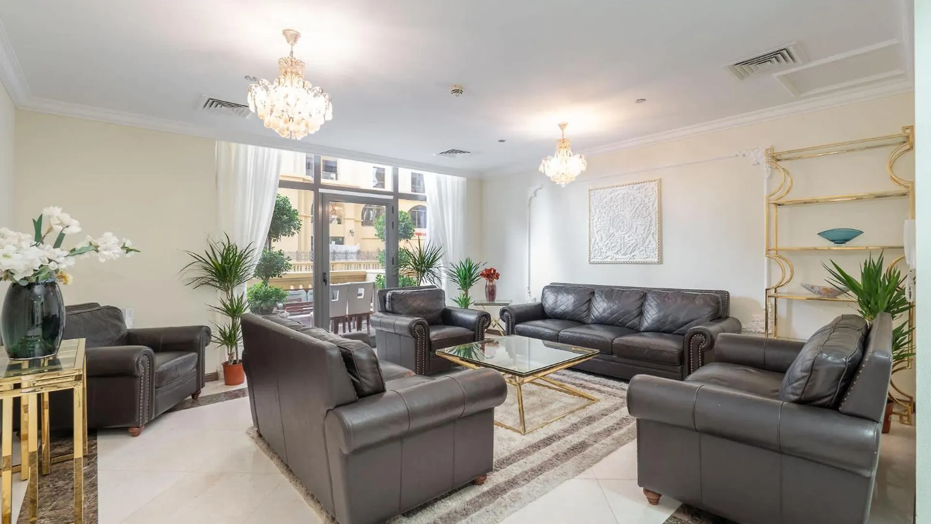 Apartment 5 Bedroom Flat In Jbr Near The Beach And Sleeps 9 Dubai