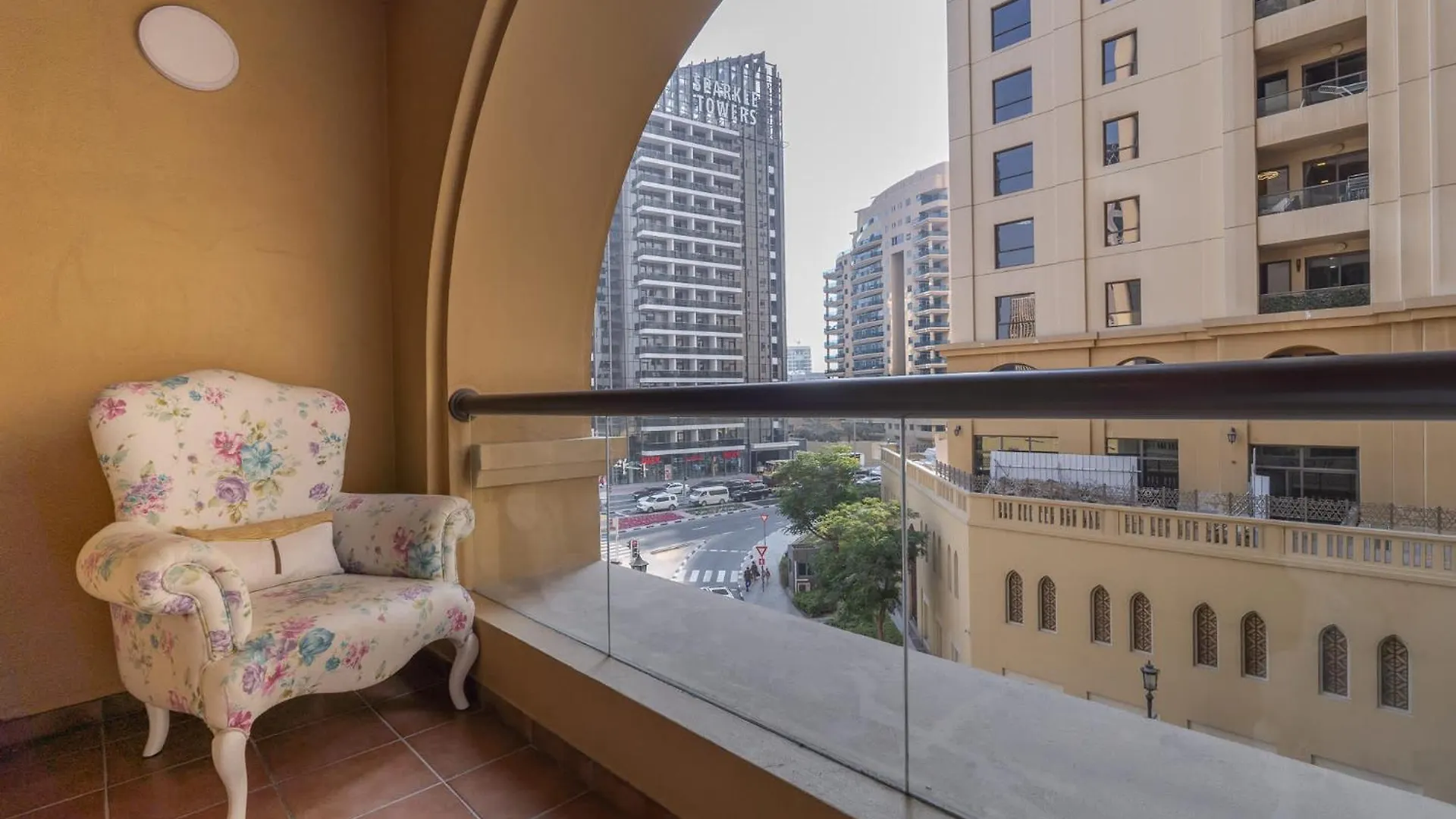 5 Bedroom Flat In Jbr Near The Beach And Sleeps 9 Dubai Apartment
