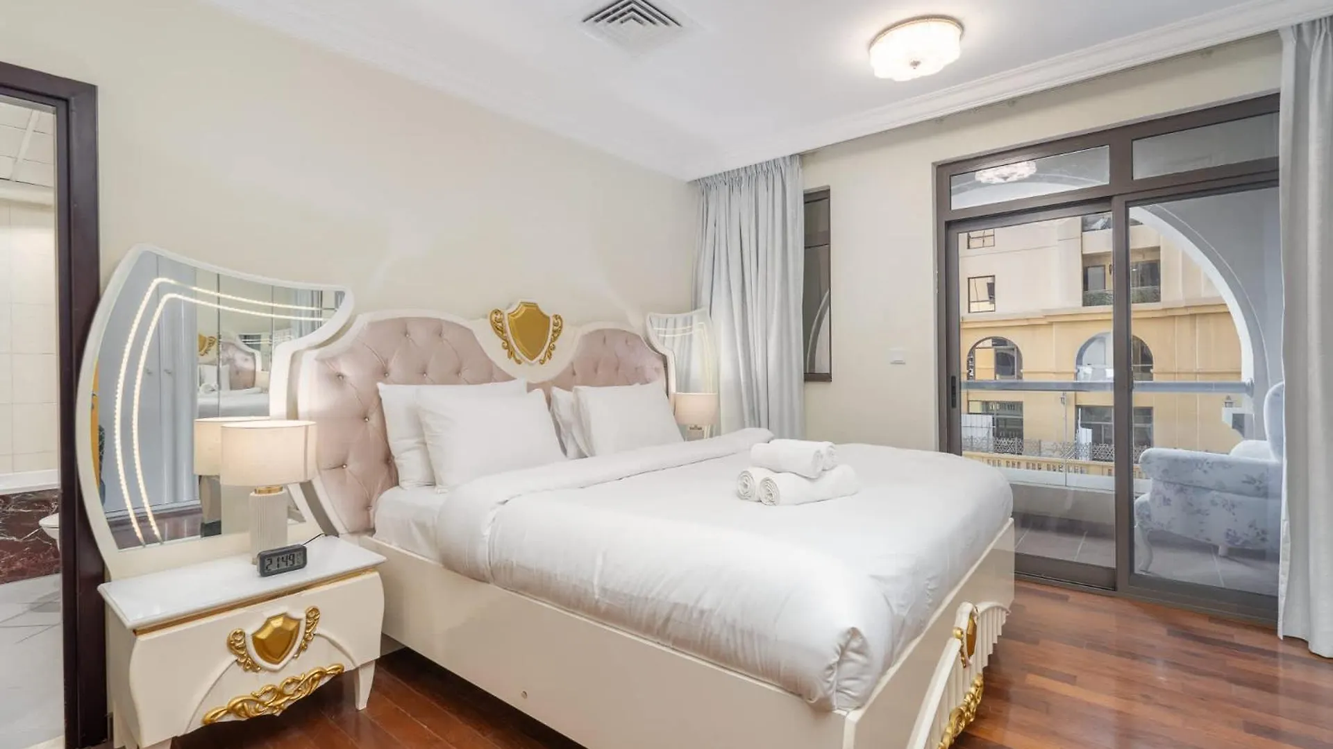 Apartment 5 Bedroom Flat In Jbr Near The Beach And Sleeps 9 Dubai United Arab Emirates